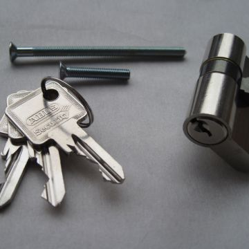 l&h Profilzylinder 47 mm lang - Teilung 21/26