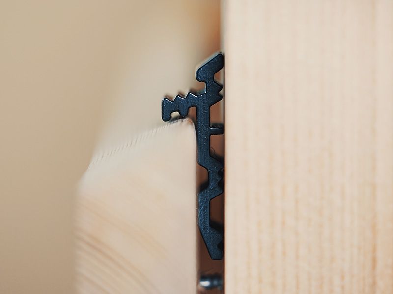 FUGO 8 Distanzhalter für Rhombusleisten