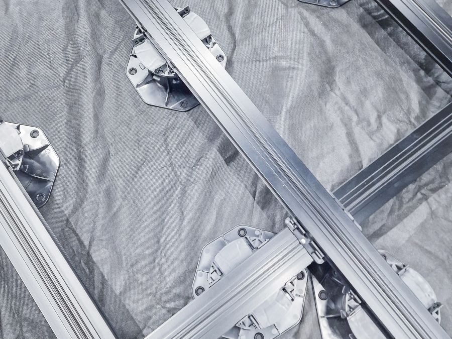 KL-Kreuzverbinder zum einfachen Aufklicken