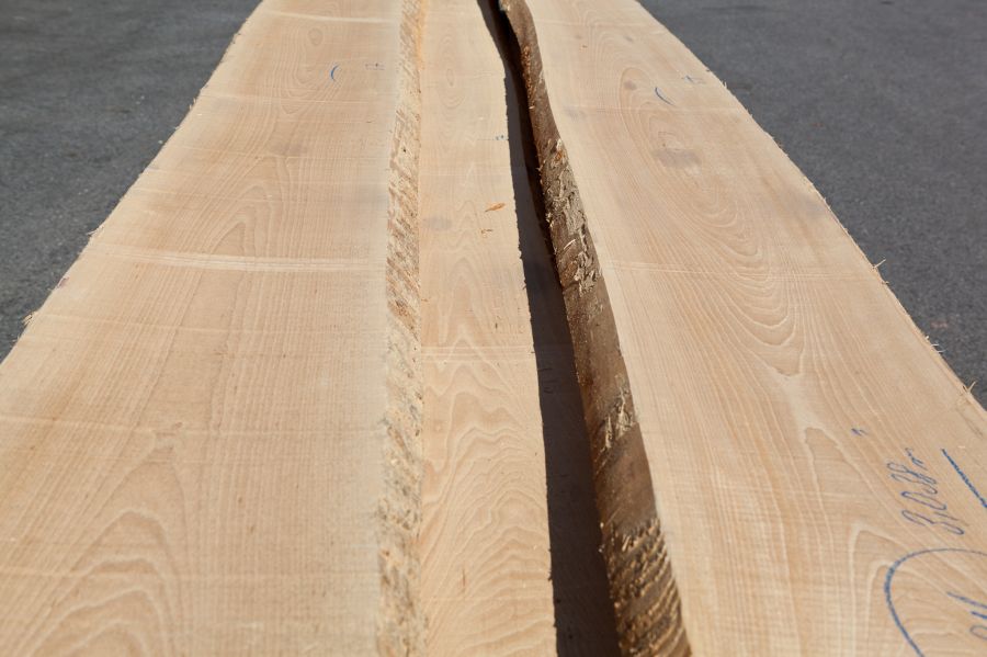 Rot-Buchen Schnittholz 32 mm KD