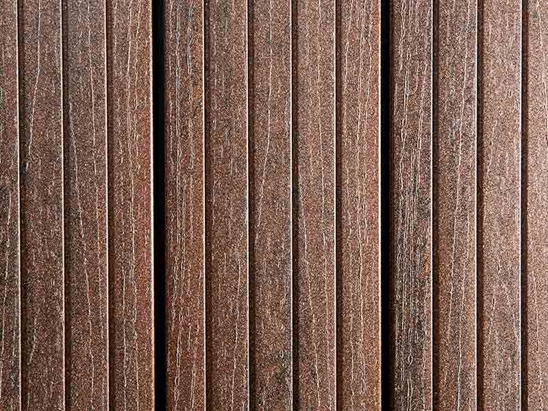 DIE KOMPAKTE plus Wabenprofildiele walnussbraun