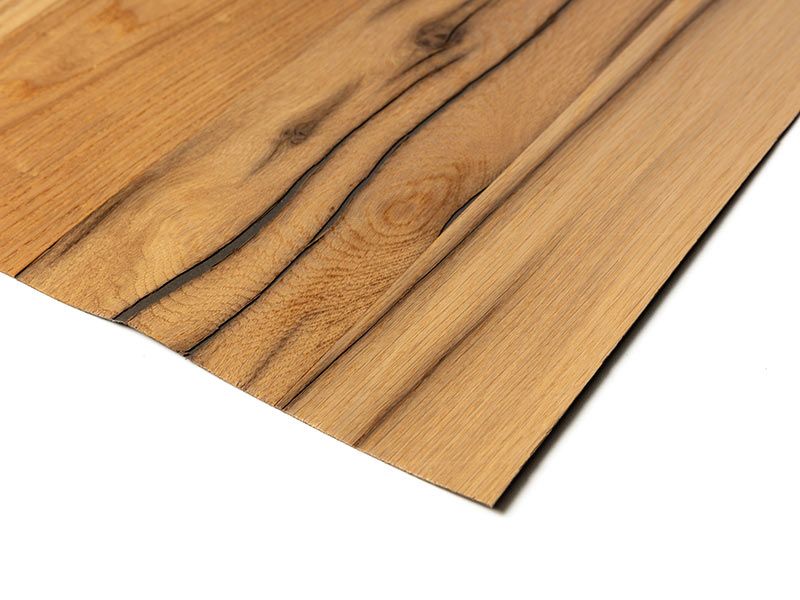 0.9 mm Eiche Altholz Furnier auf Vlies